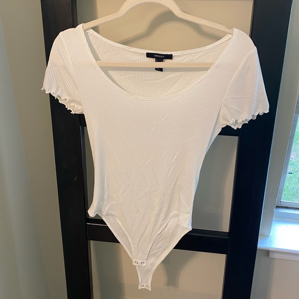 Forever 21 body suit tee